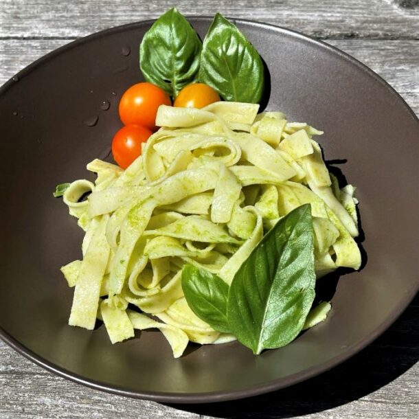 FreezeDried Garlic Scape Powder Certified Organic